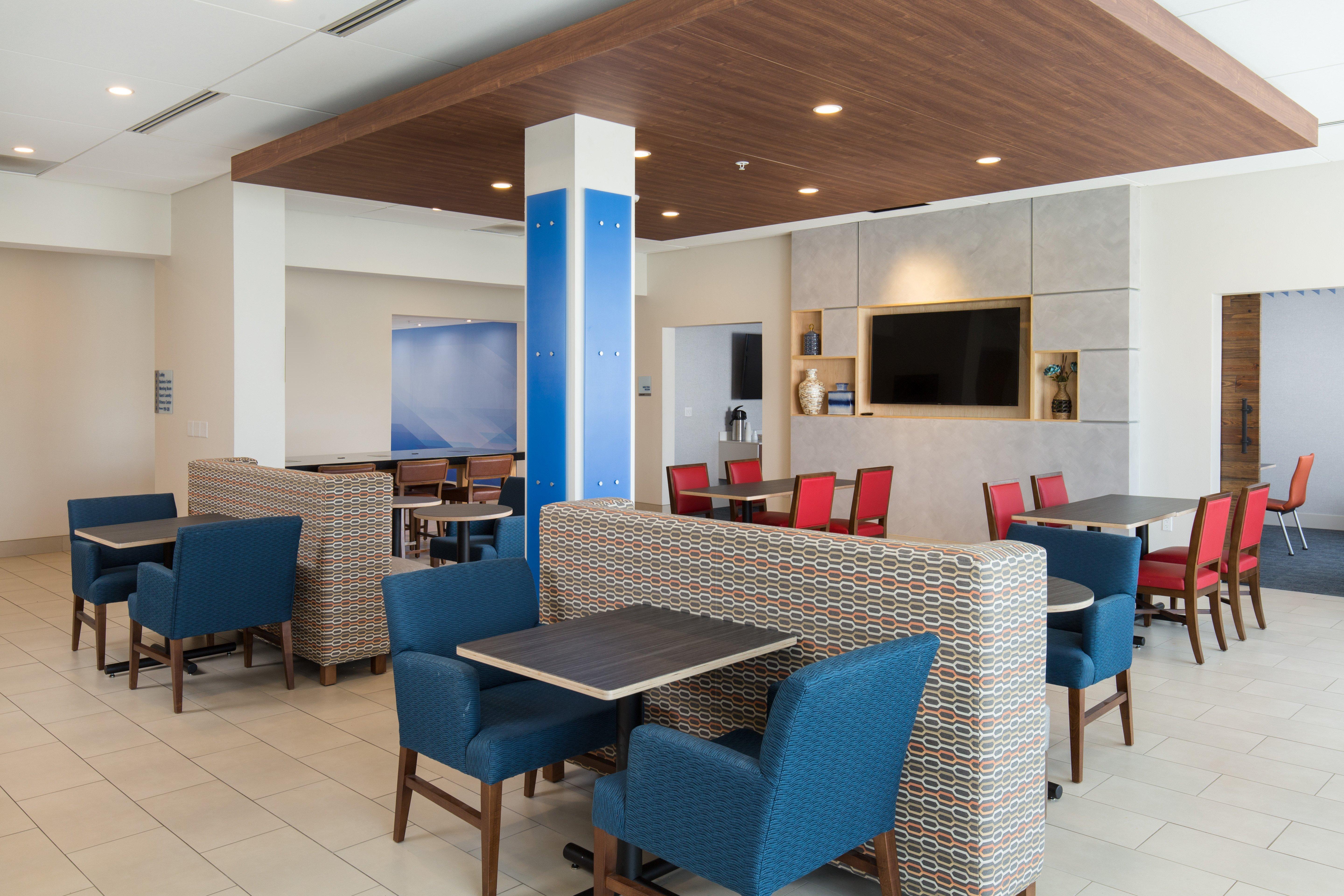 Holiday Inn Express Visalia-Sequoia Gateway Area By Ihg Εξωτερικό φωτογραφία