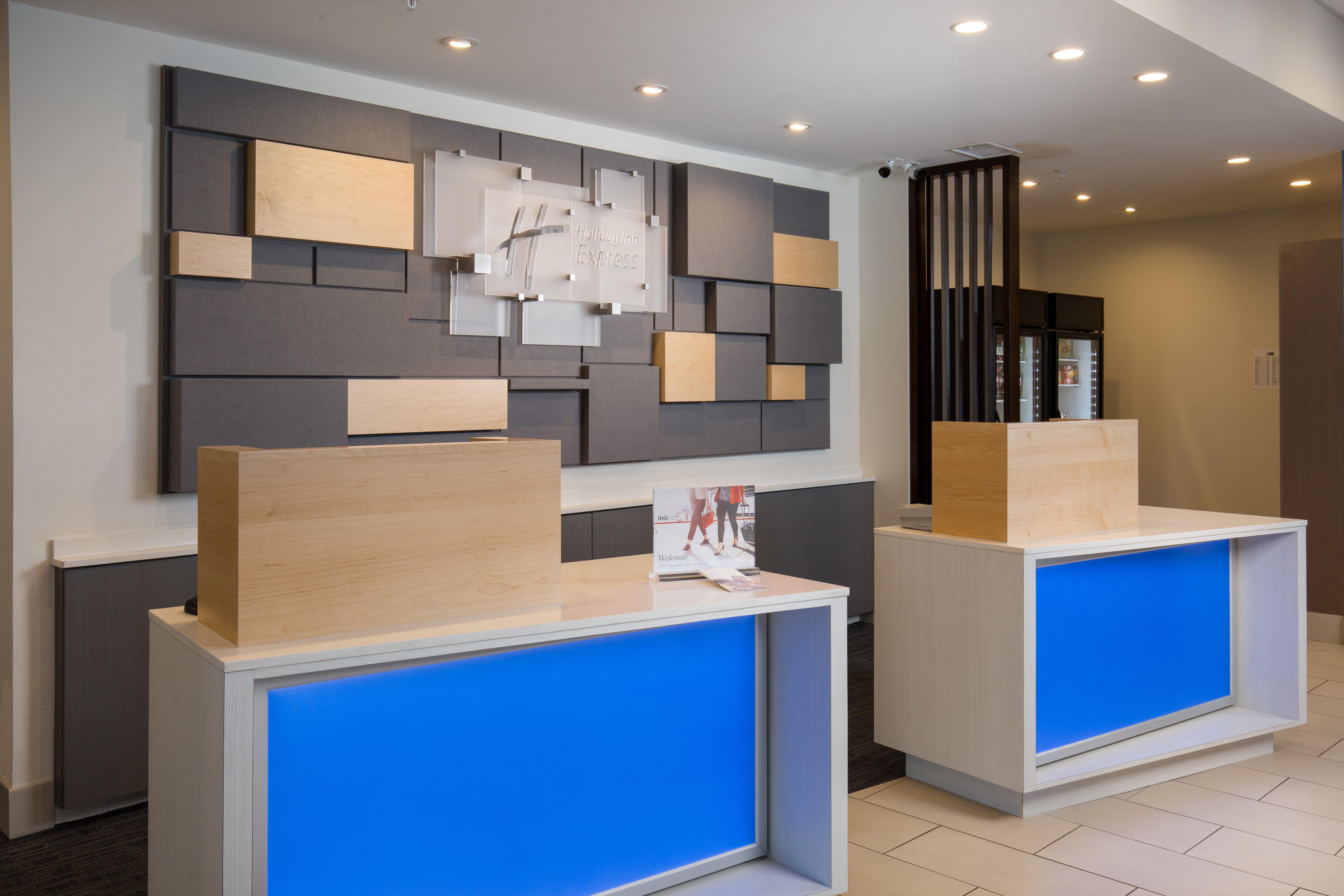 Holiday Inn Express Visalia-Sequoia Gateway Area By Ihg Εξωτερικό φωτογραφία