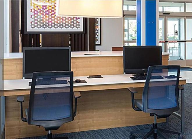 Holiday Inn Express Visalia-Sequoia Gateway Area By Ihg Εξωτερικό φωτογραφία