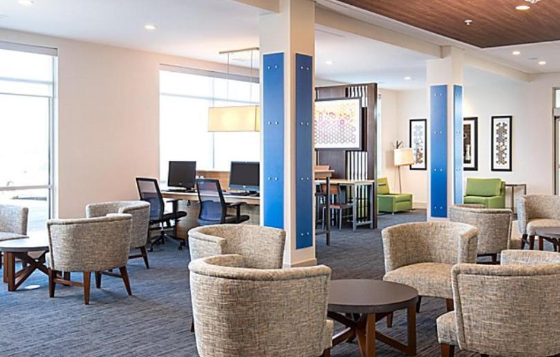 Holiday Inn Express Visalia-Sequoia Gateway Area By Ihg Εξωτερικό φωτογραφία